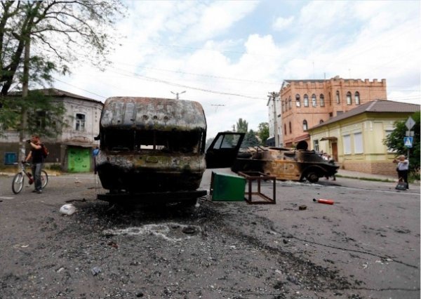 Маріуполь після боїв. ФОТО