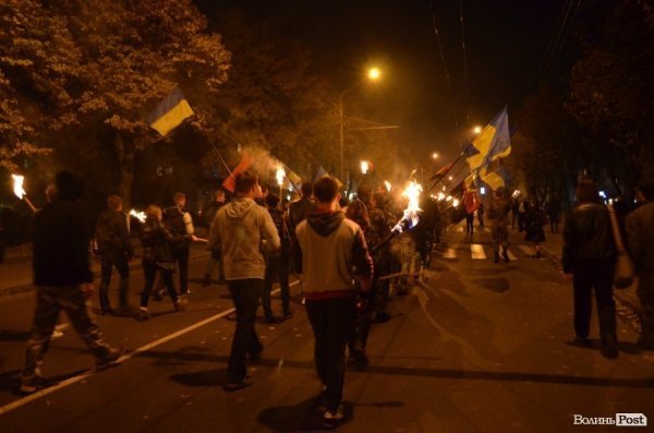 У Луцьку відбулася смолоскипна хода на честь річниці УПА. ФОТО. ВІДЕО