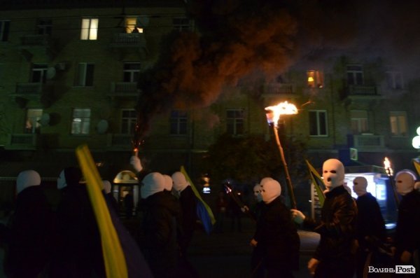 У Луцьку відбулася смолоскипна хода на честь річниці УПА. ФОТО. ВІДЕО