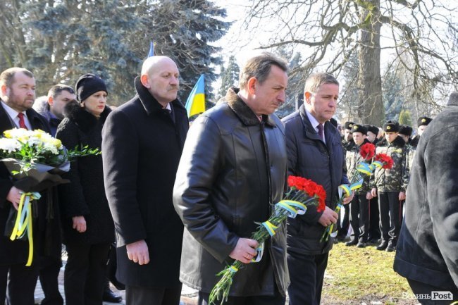 Сотні лучан вшанували пам’ять Героїв Небесної Сотні