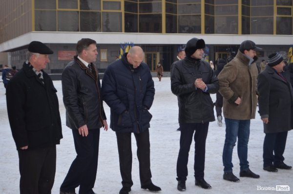 Ланцюг єднання в Луцьку. ФОТО