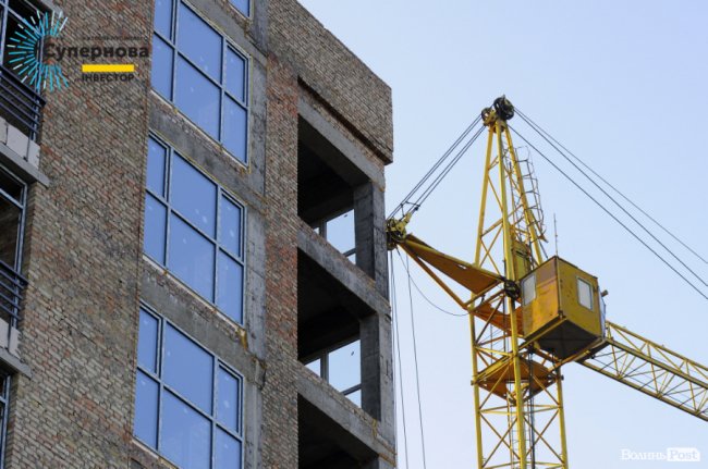 Звіт з будівництва ЖК «Супернова»: у четвертому будинку встановлюють вікна*