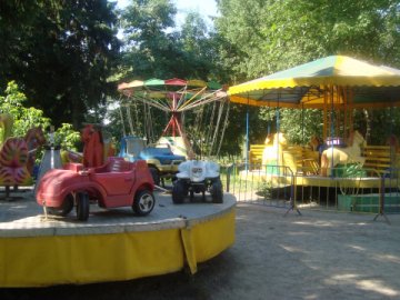 Лучани ігнорують атракціони у центральному парку