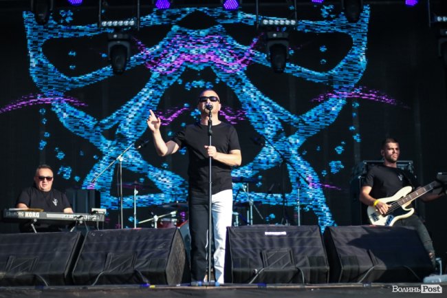«Шикидим», лірика і вибуховий «O.Torvald»: перший день «Бандерштату». ФОТО