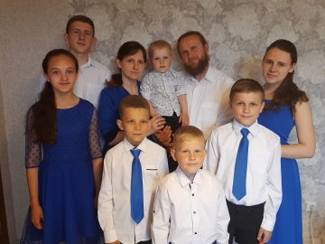 Історія багатодітної сім'ї з Волині, яка взяла на виховання двох прийомних дітей. ФОТО