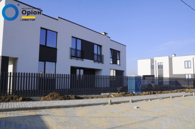 У ЖК «Оріон» монтують «теплу» підлогу. ФОТО*