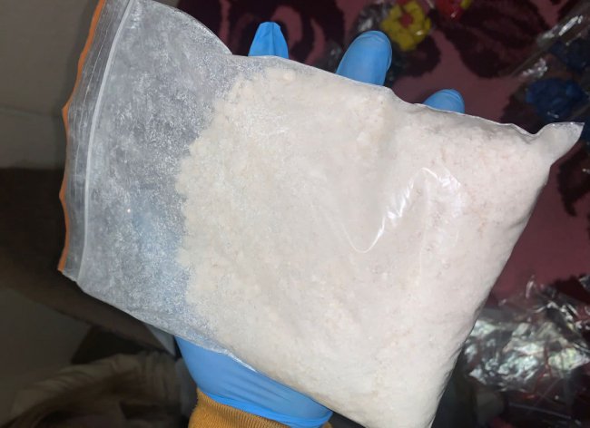 У Луцьку затримали 23-річного наркоторговця: вилучили товару майже на 2 мільйони. ФОТО