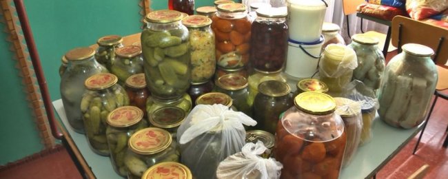 Домашню їжу військовим на Донбас: волинські волонтери зібрали чергову партію гостинців.ВІДЕО