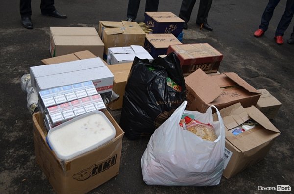 Луцькі депутати передали «айдарівцям» допомогу. ФОТО