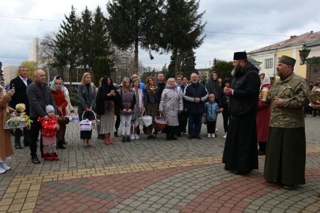 У Луцьк привезли вогонь єдності та перемоги. ФОТО
