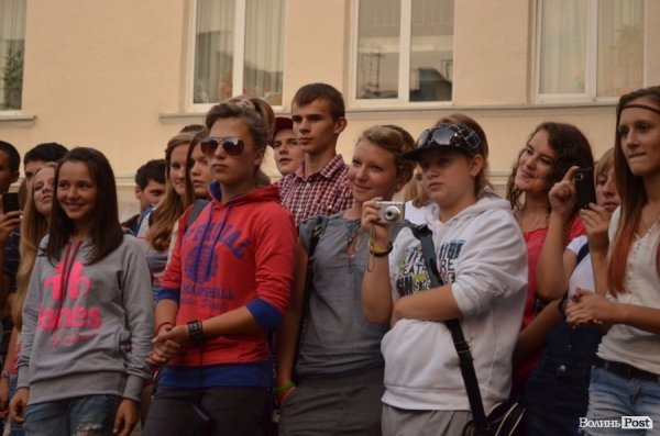 У центрі Луцька влаштували хіп-хоп вечірку. ФОТО  