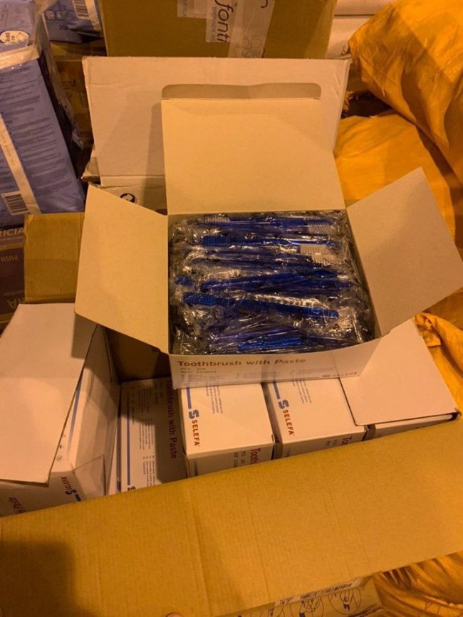 На «Ягодині» в автівці знайшли контрабандний товар норвезької компанії. ФОТО