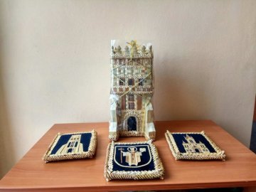 Забракували: у Луцьку на конкурсі не обрали кращий ексклюзивний сувенір. ФОТО