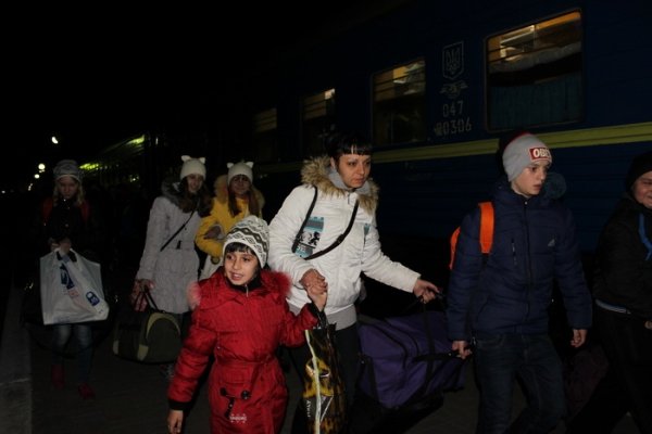 До Луцька прибули діти з Волновахи. ФОТО