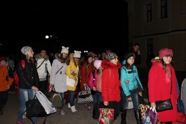 До Луцька прибули діти з Волновахи. ФОТО