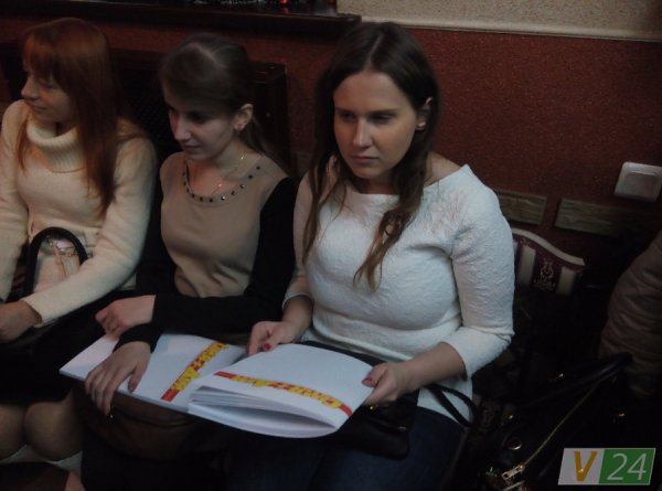 У Луцьку з'явились перше меню і  газета,  надруковані шрифтом Брайля 