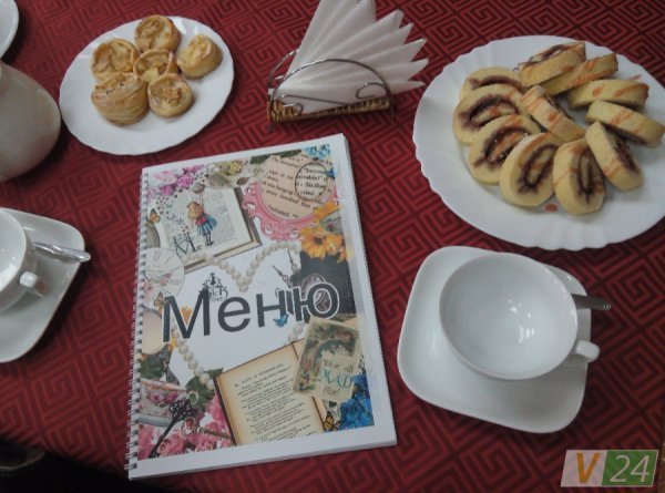 У Луцьку з'явились перше меню і  газета,  надруковані шрифтом Брайля 