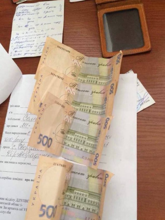 На хабарі «взяли» заступника начальника Маневицької колонії