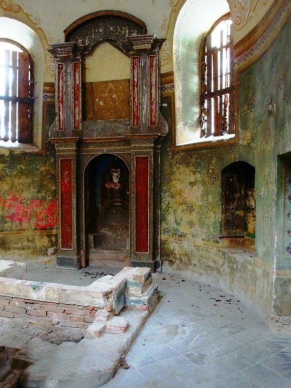 Закинуті українські храми Польщі. ФОТО