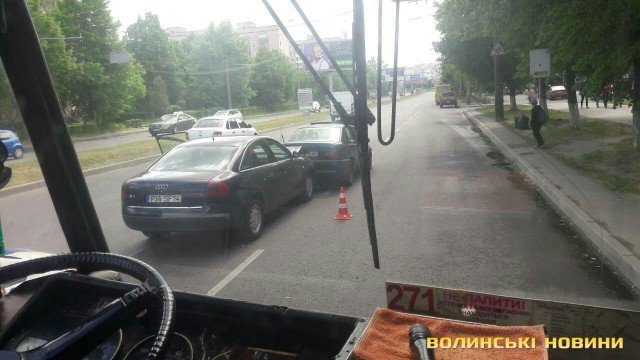 У Луцьку зіткнулися дві автівки. ФОТО