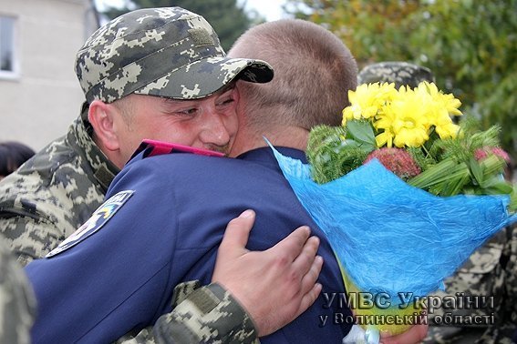 Із сходу України повернулися півсотні волинських правоохоронців. ФОТО
