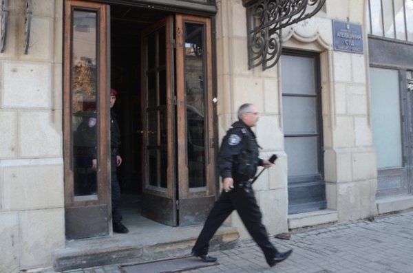 У львівських судах шукають вибухівку. ФОТО