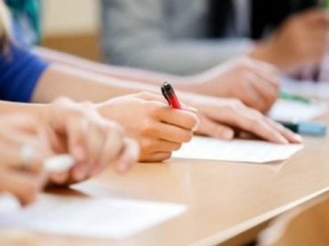 Розповіли, скільки волинян складатимуть ЗНО
