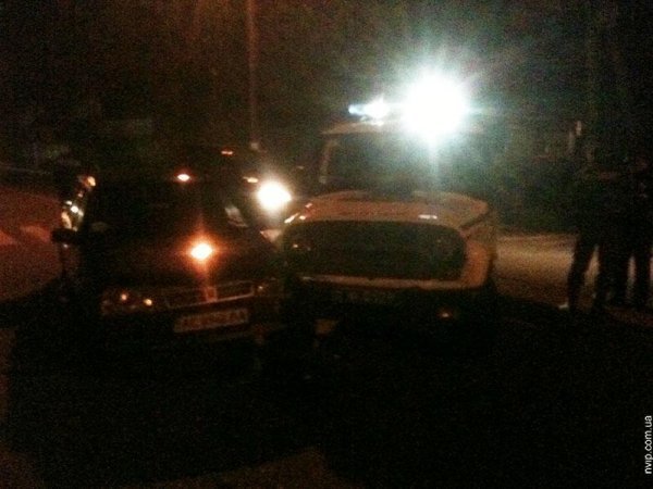 У Нововолинську міліціонери потрапили в аварію. ФОТО. ВІДЕО