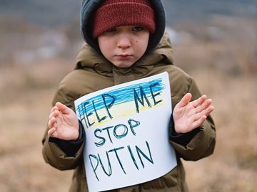 Лучан кличуть на обговорення теми прав дитини під час війни