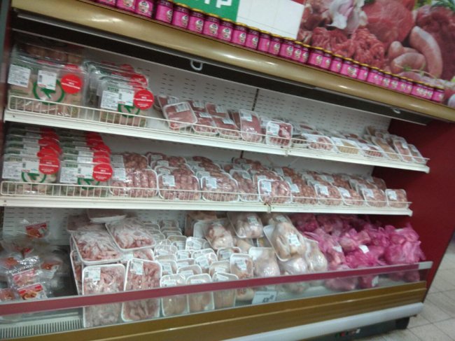 Луцький гіпермаркет «Там Там» запрошує на передноворічні «закупи»*