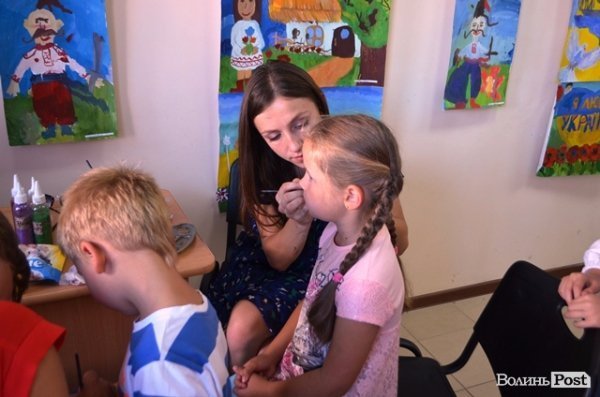 Виставка дитячих картин «Україна майбуття». ФОТО