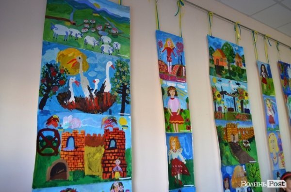 Виставка дитячих картин «Україна майбуття». ФОТО