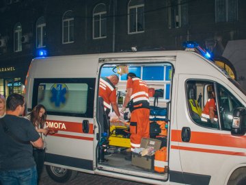 Повернення «Синього кита»: у центрі Києва школярка порізала вени