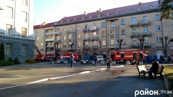 У центрі Луцька - несправжня пожежа. ФОТО