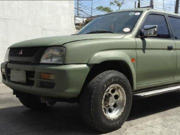 Волинські волонтери збирають гроші на авто для підрозділу земляка