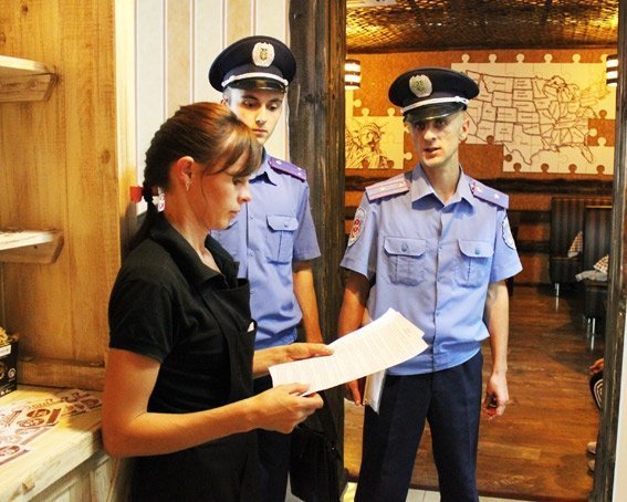 Луцькі діти ночами по барах не ходять, ‒ міліція. ФОТО