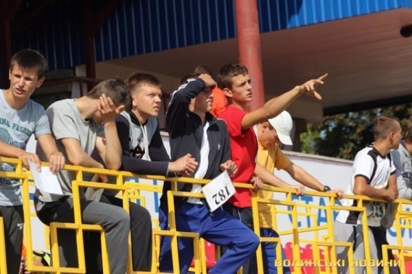 На оновленому «Авангарді» пройшли перші змагання. ФОТО