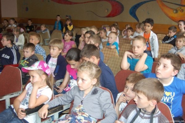 Луцьким дітям показали, як в Японії билися на мечах. ФОТО