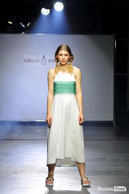 Свято краси і моди: як мийку в Луцьку перетворили на модний подіум