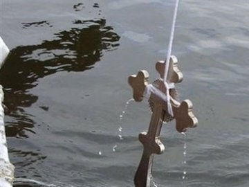 На Водохреща у Володимирі після купання пригощатимуть чаєм та кулішем