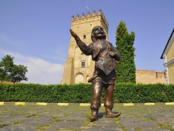 В Луцьку з'являться ще кілька кликунів. ФОТО