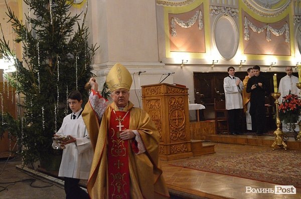 Луцькі католики відслужили святу літургію. ФОТО