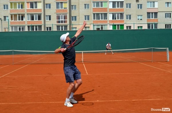 У Луцьку зібралися тенісисти-аматори. ФОТО