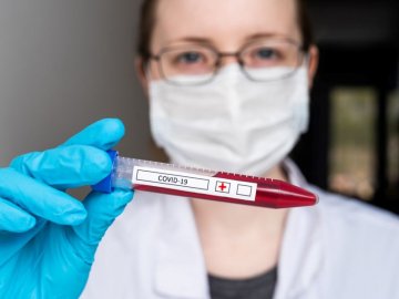 Повідомили статистику щодо коронавірусу в Україні за минулу добу 