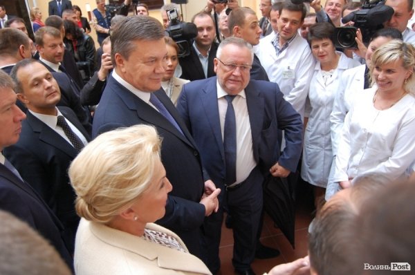 Янукович відвідав Волинську обласну клінічну лікарню. ФОТО