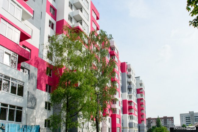 Як у Луцьку будують оселі мрії у яскравому ЖК «Caramel Residence». ФОТО*