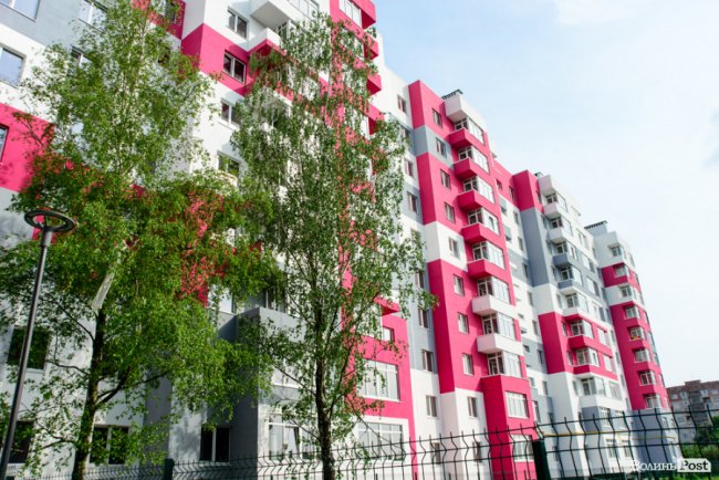 Як у Луцьку будують оселі мрії у яскравому ЖК «Caramel Residence». ФОТО*