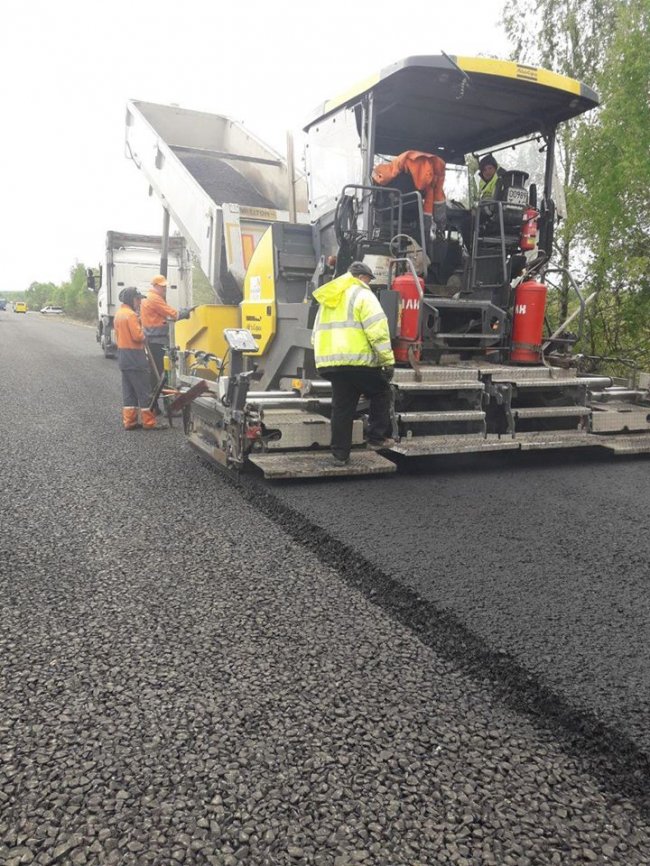 Показали, як ремонтують частину автошляху Київ – Ковель – Ягодин. ФОТО