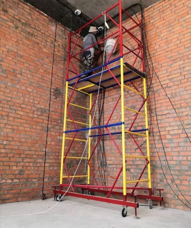 Як правильно збирати та встановлювати вишку тура*