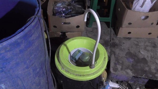 У Володимирі викрили цех з нелегальним спиртним